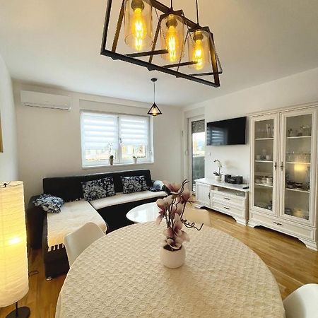 Appartement Orhidea Doboj Extérieur photo